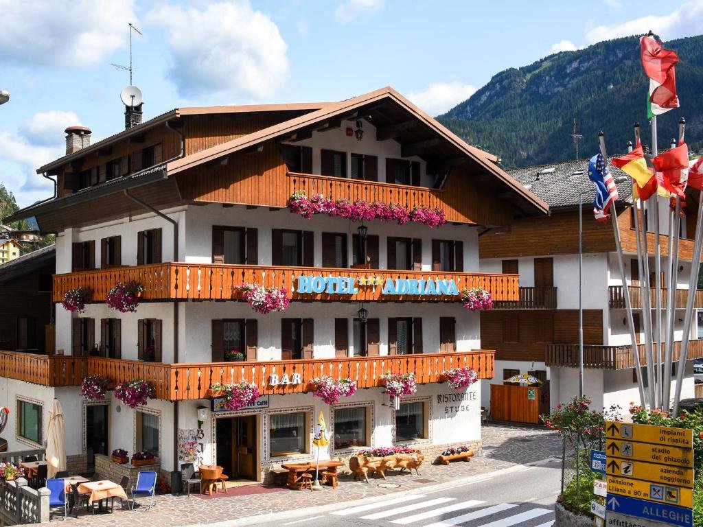 hotel adriana