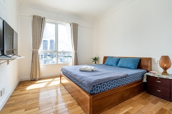 the manor 2 apartment rooftop pool