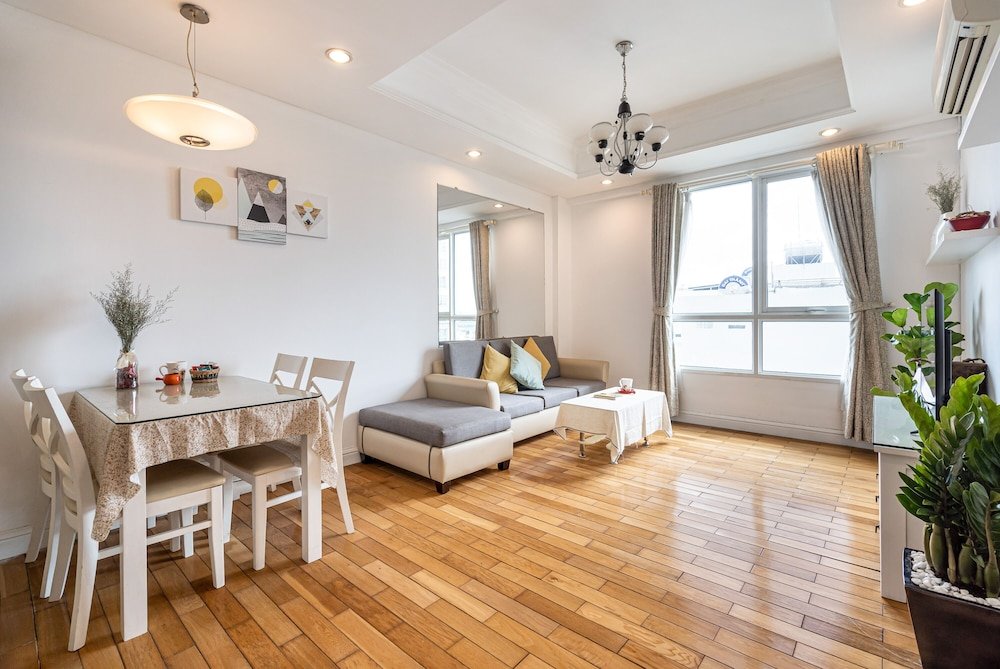 the manor 2 apartment rooftop pool