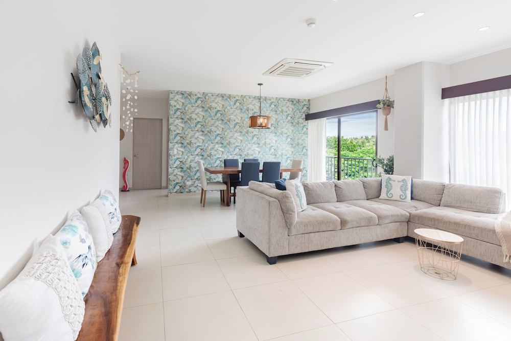 lovely mountain view apartment