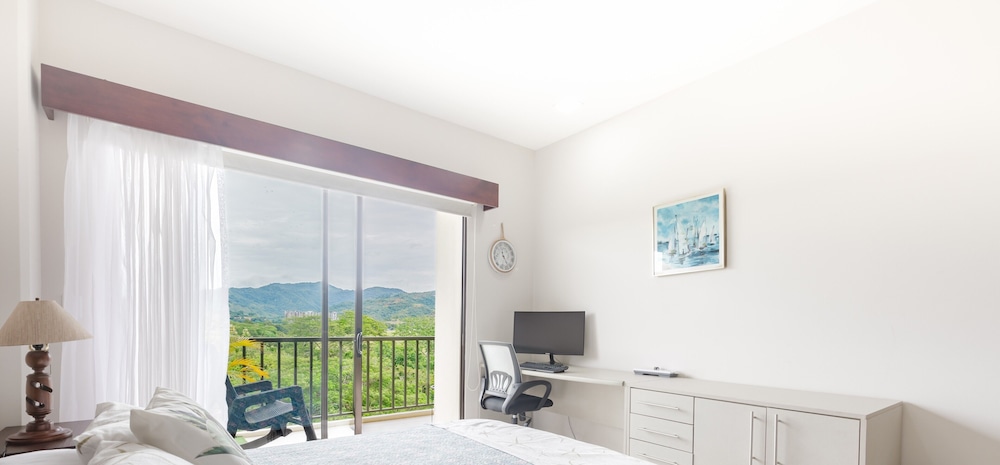 lovely mountain view apartment