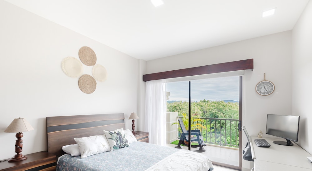 lovely mountain view apartment