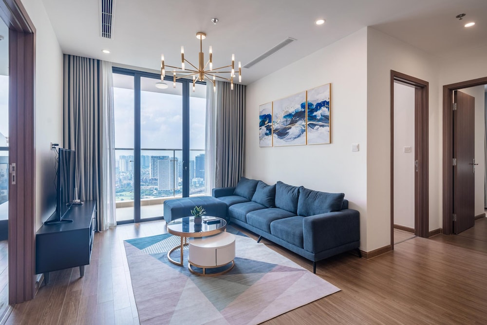 luxhome vinhomes skylake