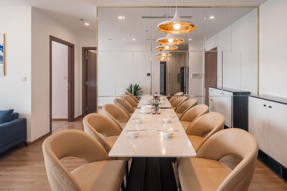 luxhome vinhomes skylake