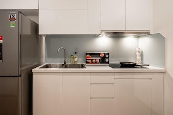 luxhome vinhomes skylake