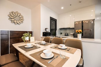 luxhome vinhomes skylake