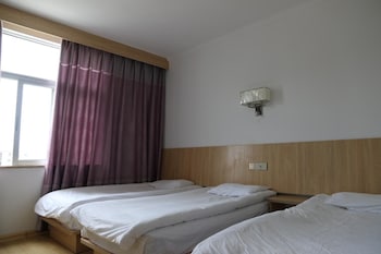 wuyishan city chun hui traders hotel