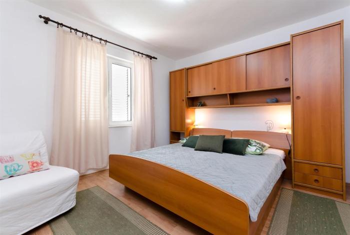 apartments marotin
