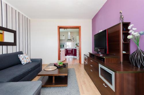 apartments marotin