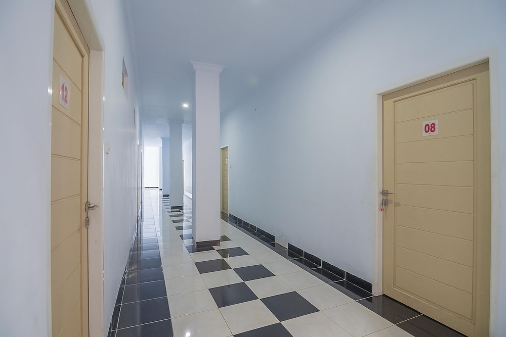 reddoorz syariah near ramayana mall tarakan