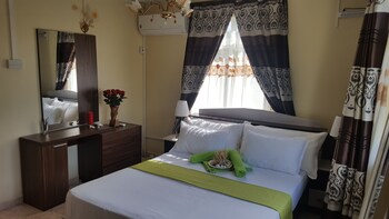 riverside holiday home