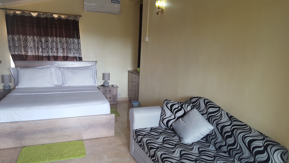 riverside holiday home