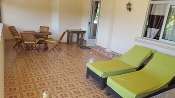 riverside holiday home