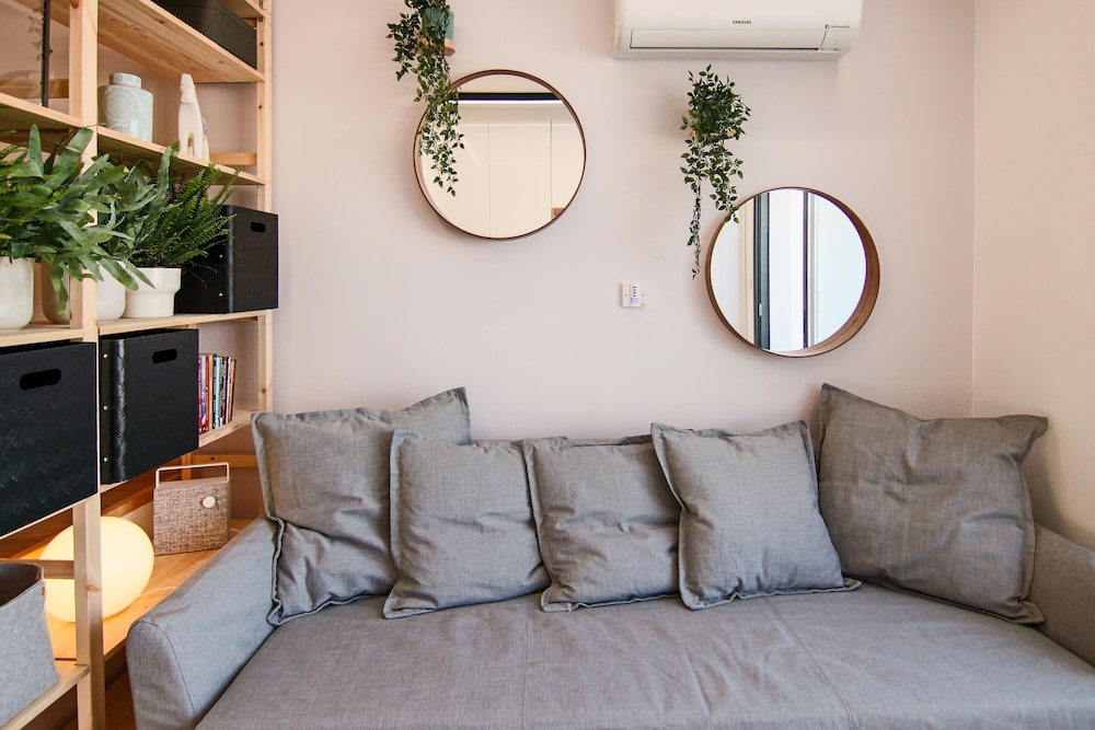 phaedrus living seaside luxury flat athina 109