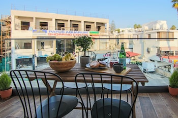 Phaedrus Living: Seaside Luxury Flat Athina 109,,0 star