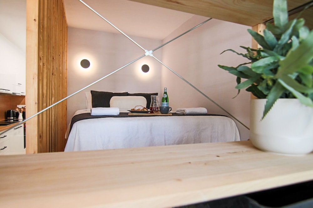 phaedrus living seaside luxury flat athina 109