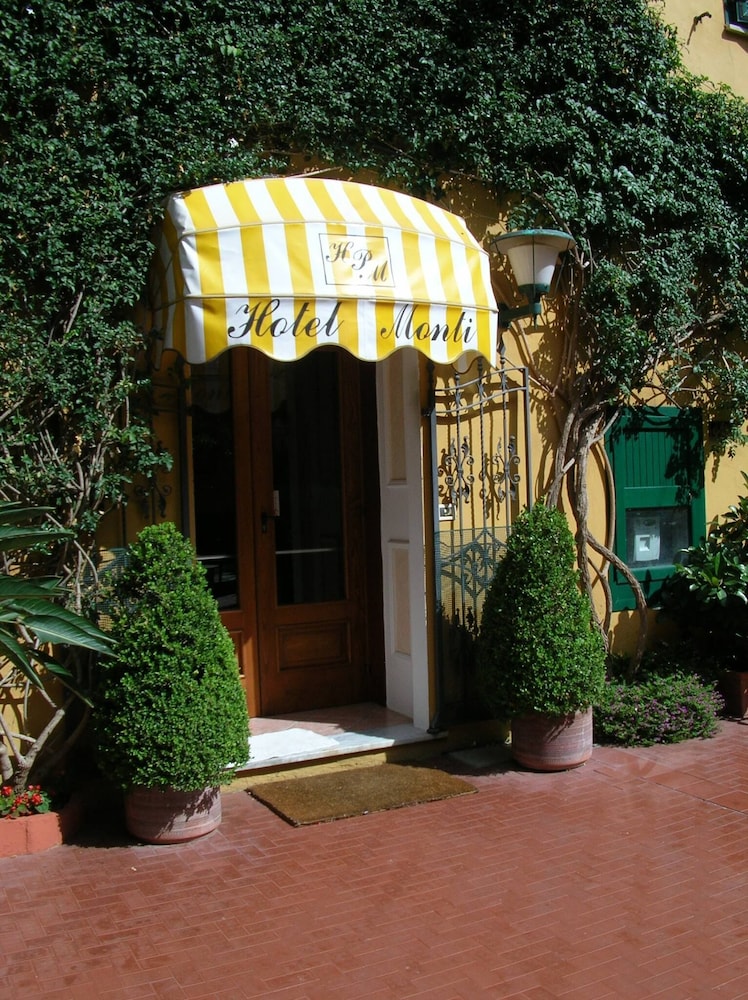 hotel pensione monti