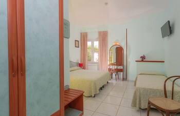 hotel pensione monti