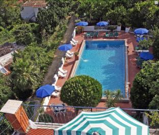 hotel pensione monti