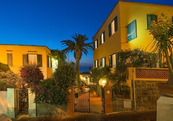 hotel pensione monti