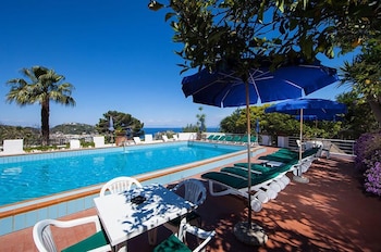 hotel pensione monti