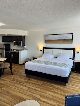 flamingo inn beachfront
