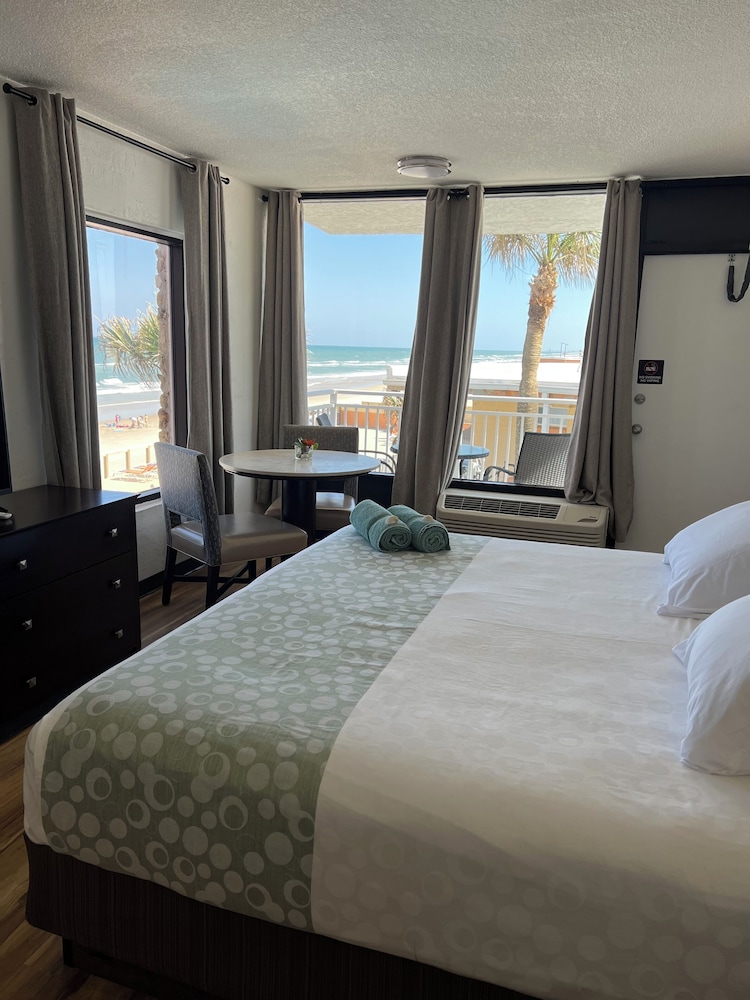 flamingo inn beachfront