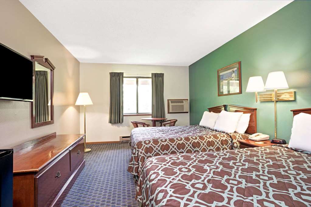 super 8 by wyndham hudson