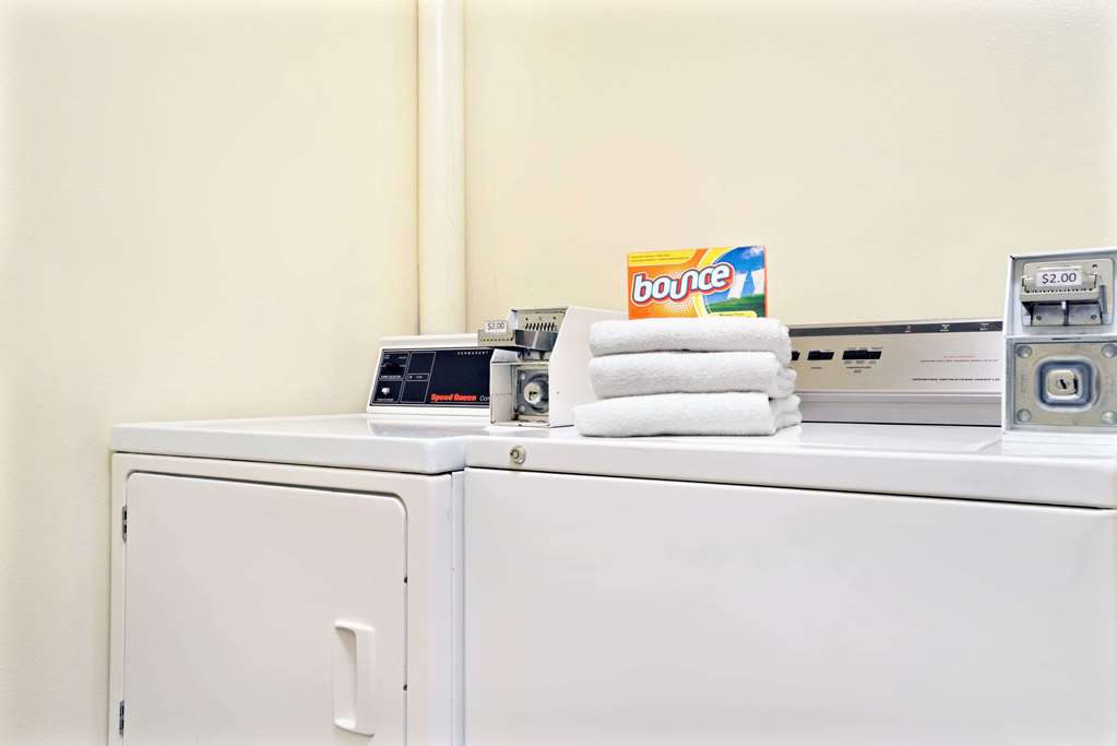 super 8 by wyndham hudson