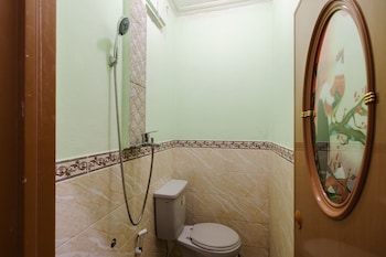 koolkost syariah near stasiun poris tangerang