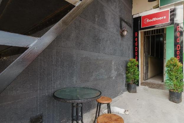 koolkost syariah near stasiun poris tangerang