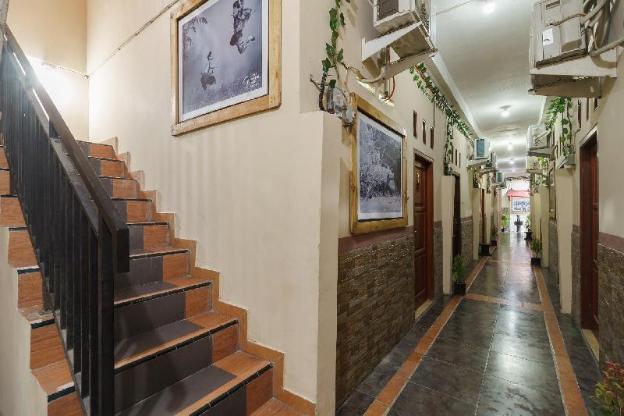 koolkost syariah near stasiun poris tangerang