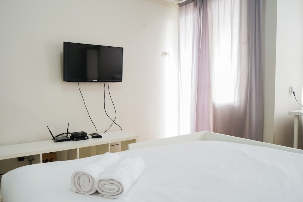 modern studio at margonda residence 5