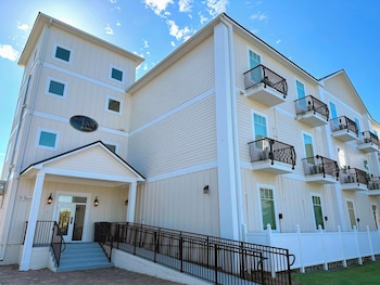 30a inn and suites