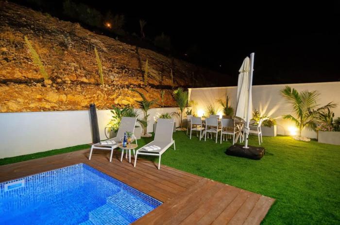 dov garden apartment with private pool