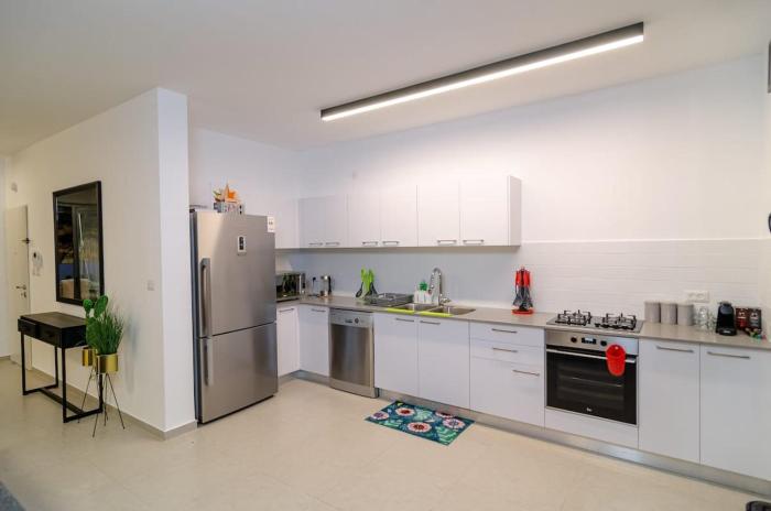 dov garden apartment with private pool