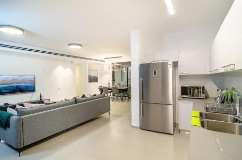 dov garden apartment with private pool