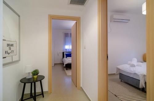 dov garden apartment with private pool