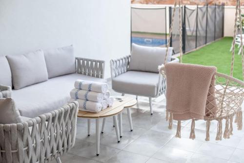 dov garden apartment with private pool