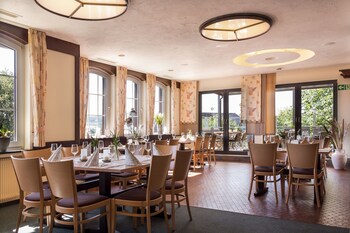 Hotel-Restaurant Gasthof Steinhoff,,3 star