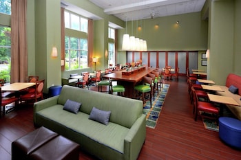 Hampton Inn & Suites Huntersville,Concord>>Charlotte,3 star
