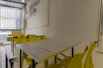 reddoorz near palembang trade center