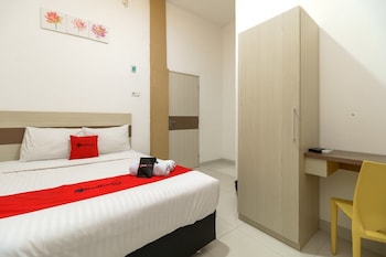 reddoorz near palembang trade center