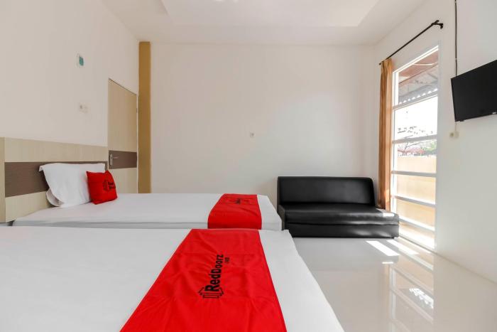 reddoorz near palembang trade center