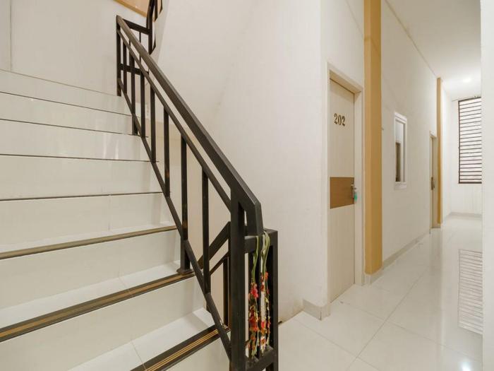 reddoorz near palembang trade center