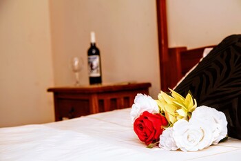 Lush Gardens Apartment 1,,0 star