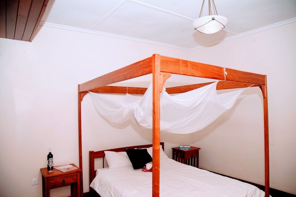 lush gardens apartment 1