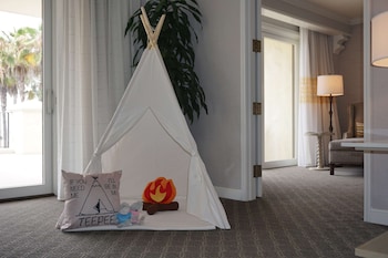 Hyatt Regency Huntington Beach Resort And Spa,Fountain Valley>>California,4 star