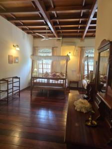 manor house kandy lka