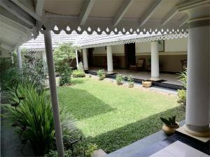manor house kandy lka